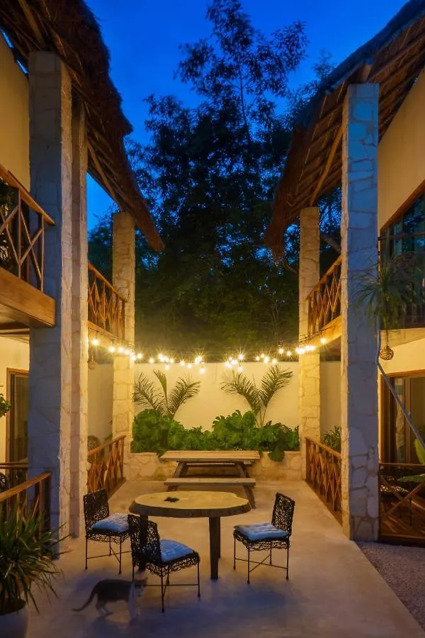 Lagoon Boutique Hotel - Adults Only Tulum Pueblo