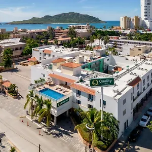 https://quality-inn-mazatlan.mazatlan-hotels.com